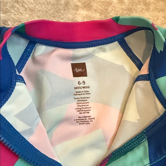 Tea Collection Colorful Kids Swim Rashguard - Picture 2 of 2